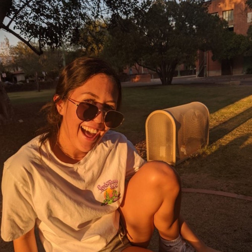 Meet your Posher, Alyssa